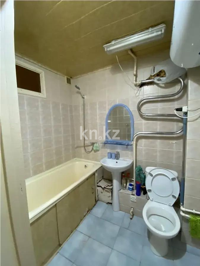 Продажа 3-комнатной квартиры, 62 м², пр. Республики в Караганде - фото 5