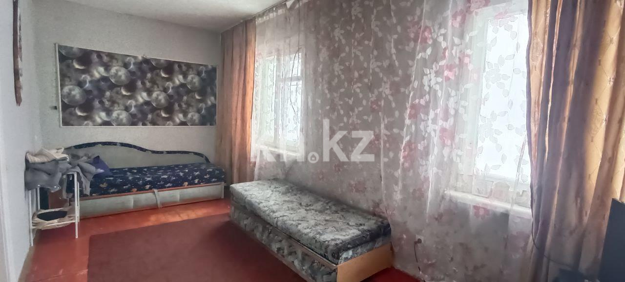 Продажа 3-комнатного дома, 50.4 м², ул. Кошкарбаева - Продажа  трехкомнатных домов, коттеджей в Караганде фото 1 из 11