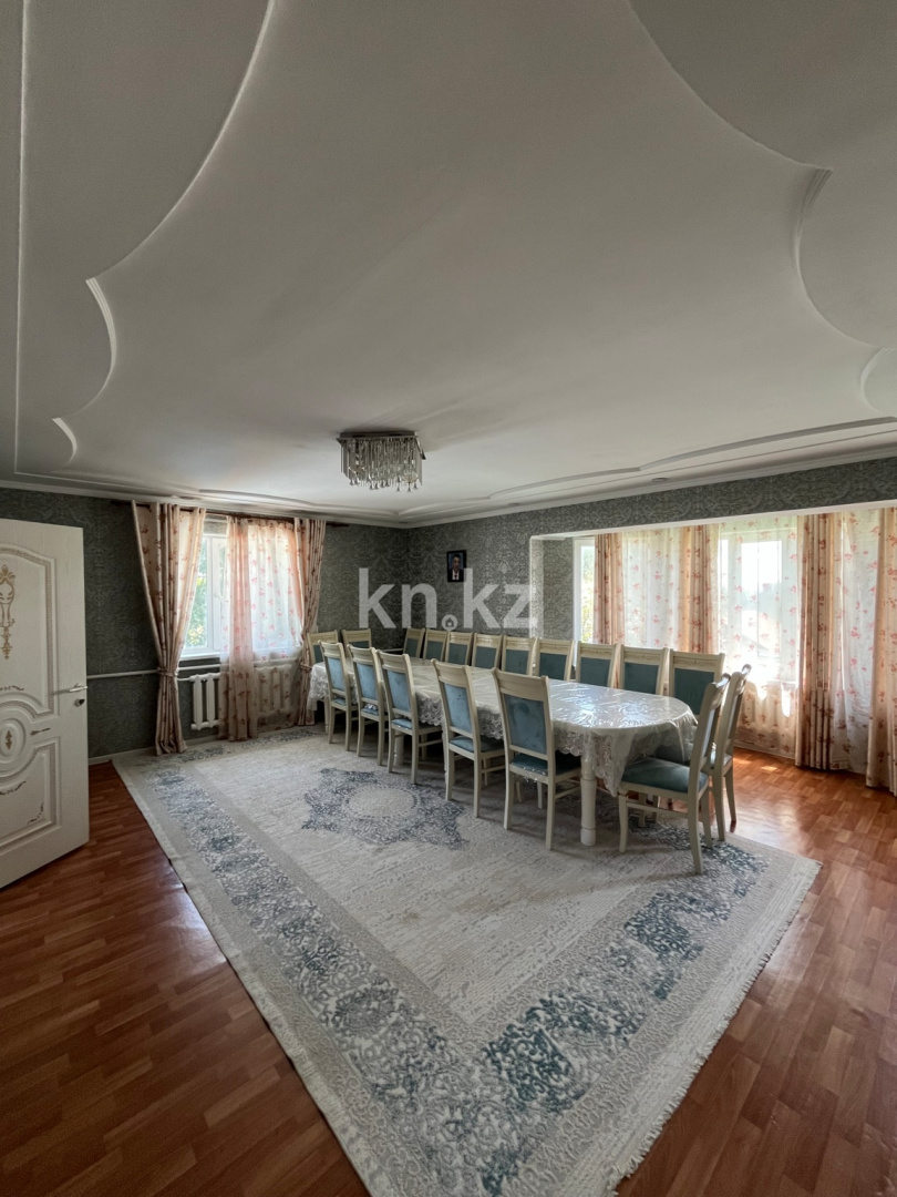 Аренда 5-комнатного дома, 230 м² - Аренда домов в Казахстане фото 3 из 20