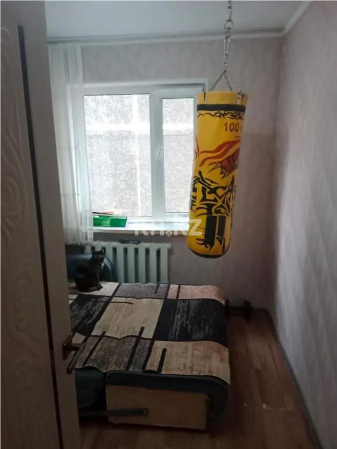 Продажа 3-комнатной квартиры, 48 м², мкр-н 13, дом  3 - Продажа  трехкомнатных квартир в Караганде фото 2 из 5