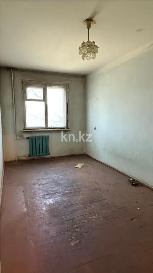 Продажа 4-комнатной квартиры, 61 м², мкр-н 18, дом  10 - Продажа  четырехкомнатных квартир в Караганде без посредников фото 1 из 3