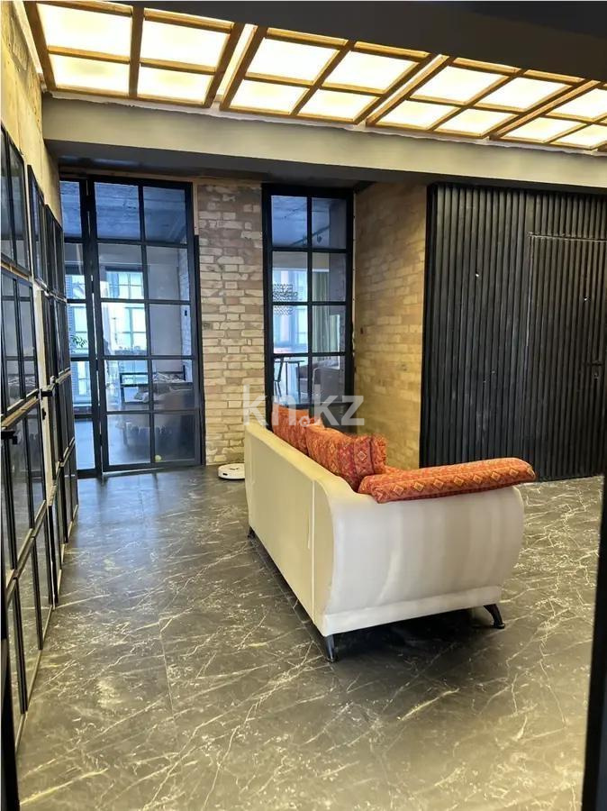 Продажа 4-комнатной квартиры, 114 м² - Продажа  четырехкомнатных квартир в Алматы без посредников фото 1 из 5