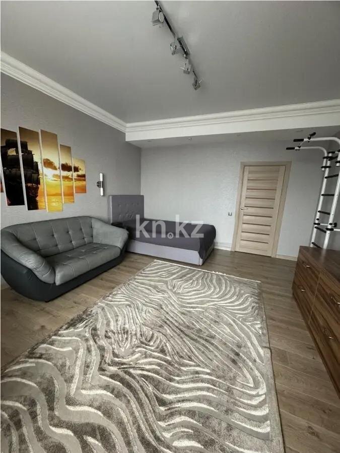 Продажа 4-комнатной квартиры, 160.5 м² в Алматы - фото 2