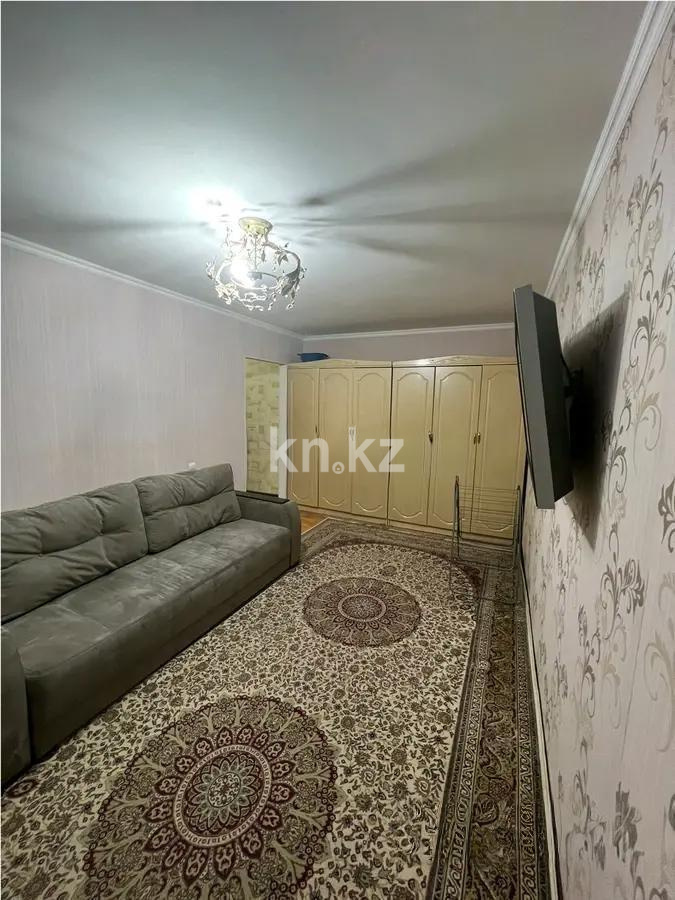 Продажа 1-комнатной квартиры, 32 м², мкр-н Орбита-1, дом  17 - Продажа квартир в Алматы фото 1 из 4