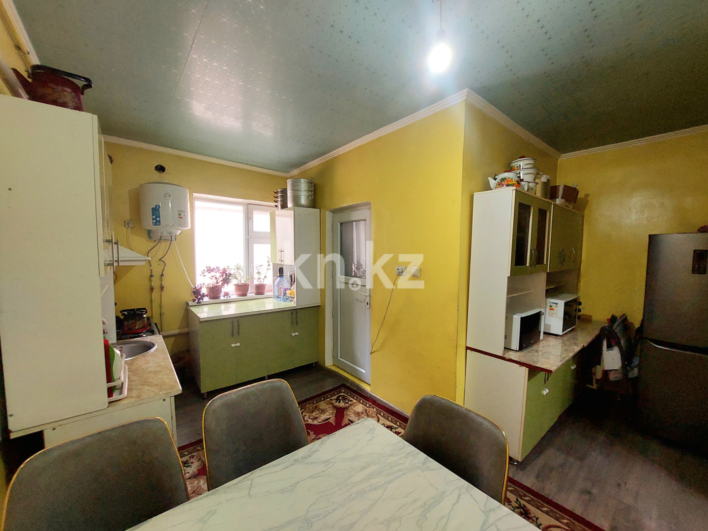 Продажа 4-комнатного дома, 200 м², ул. Толе би, дом  80 - Продажа квартир в Шымкенте фото 9 из 28