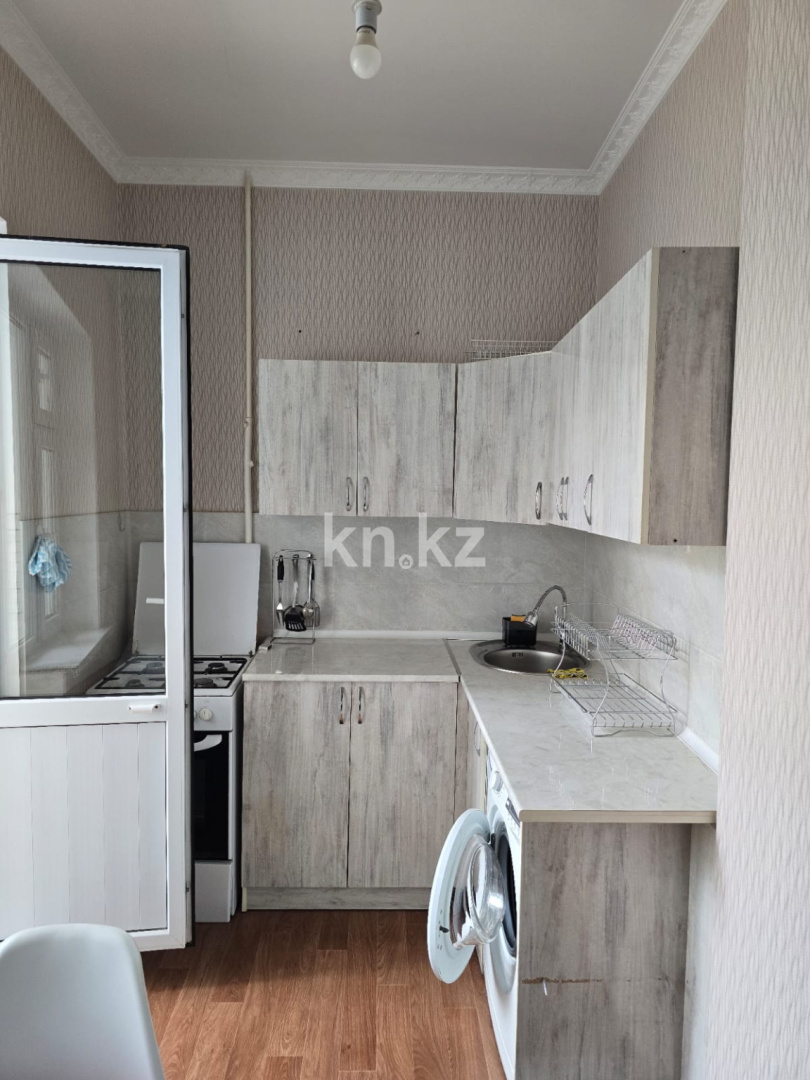 Продажа 1-комнатной квартиры, 40 м², 8 мкр, дом  46 - Продажа  однокомнатных квартир в Таразе фото 1 из 7