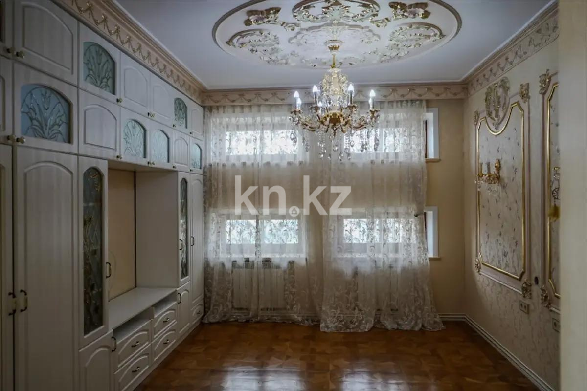 Продажа 7-комнатной квартиры, 325 м², пр. Кабанбай батыра, дом  11 - Продажа  пятикомнатных квартир в новостройках Астаны с фото фото 1 из 6
