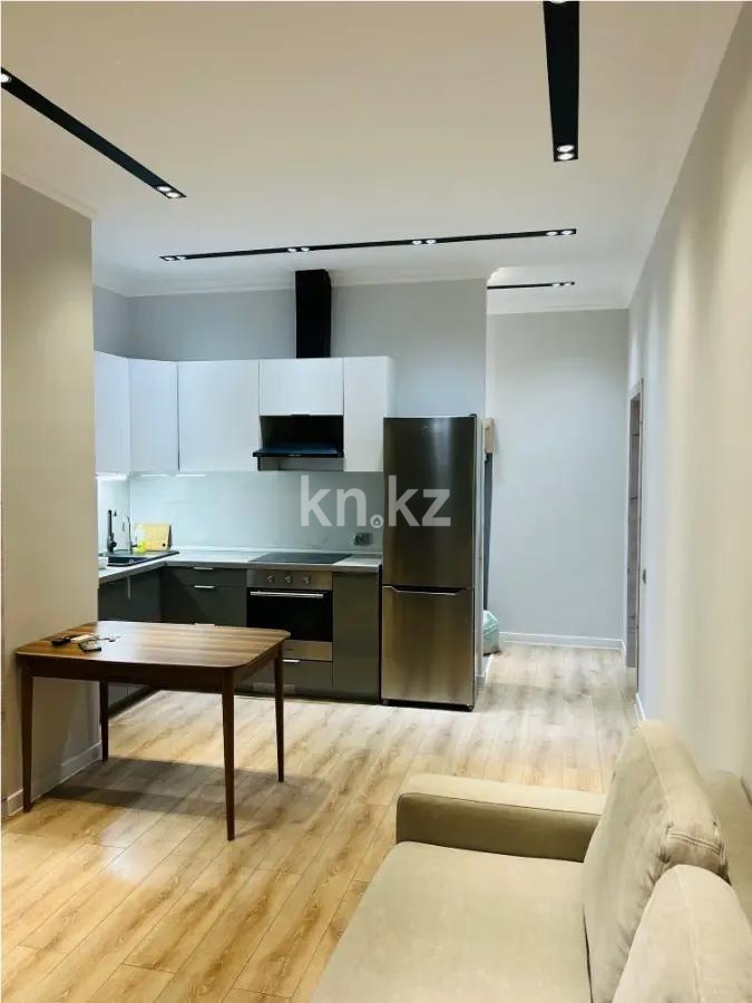 Продажа 3-комнатной квартиры, 65 м², пр. Абая, дом  164/5 - Продажа квартир в Алматы фото 1 из 5