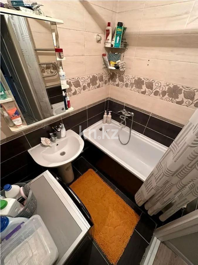 Продажа 2-комнатной квартиры, 60 м², мкр. Аксай-4, дом  54 - Продажа квартир в Казахстане фото 4 из 4