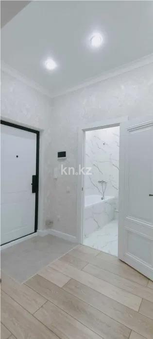 Продажа 1-комнатной квартиры, 38 м², ул. Е-429, дом  8 в Астане - фото 3