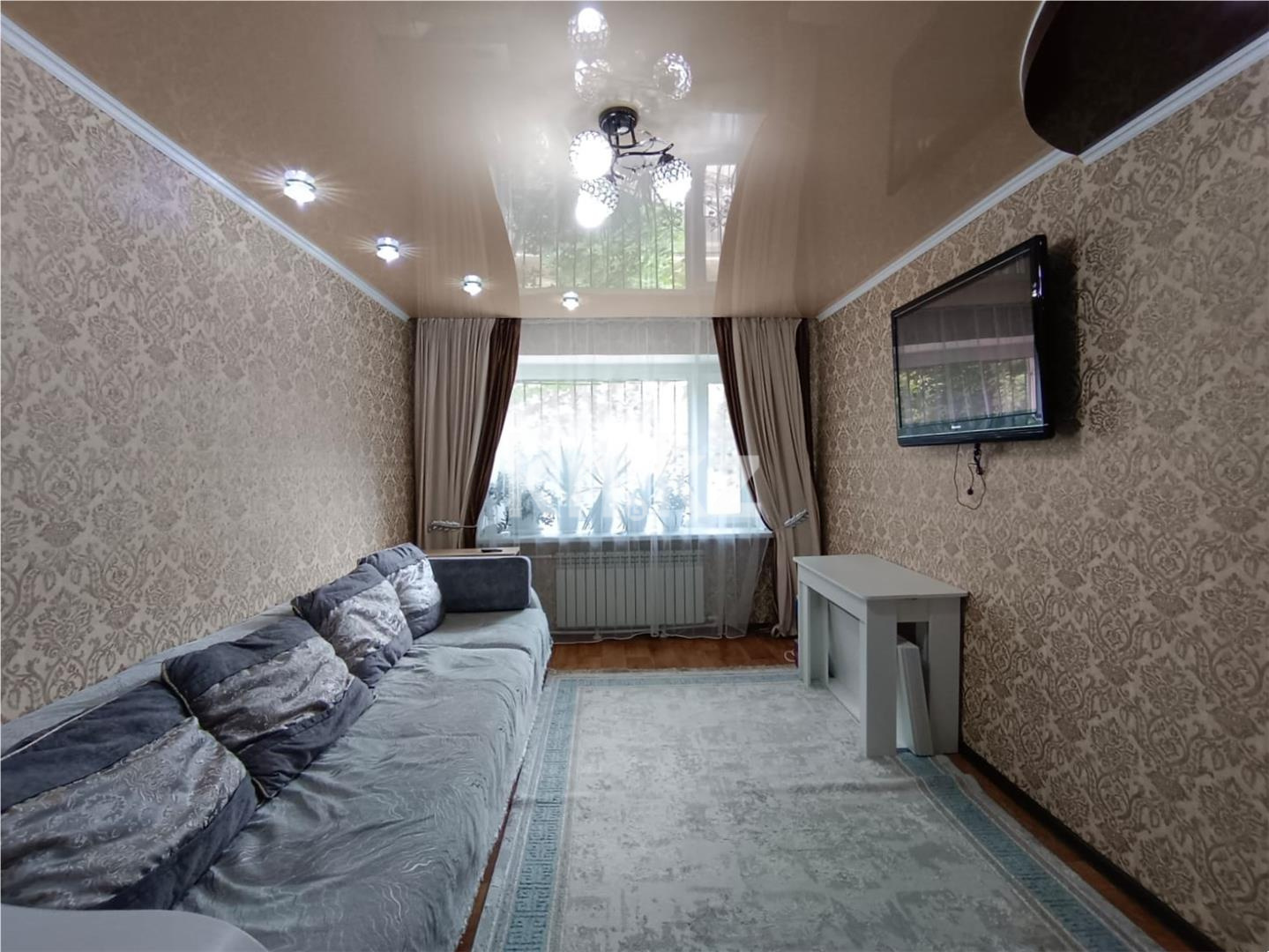 Продажа 3-комнатной квартиры, 63 м², мкр-н 21, дом  25 - Продажа  трехкомнатных квартир в Караганде с фото фото 1 из 15