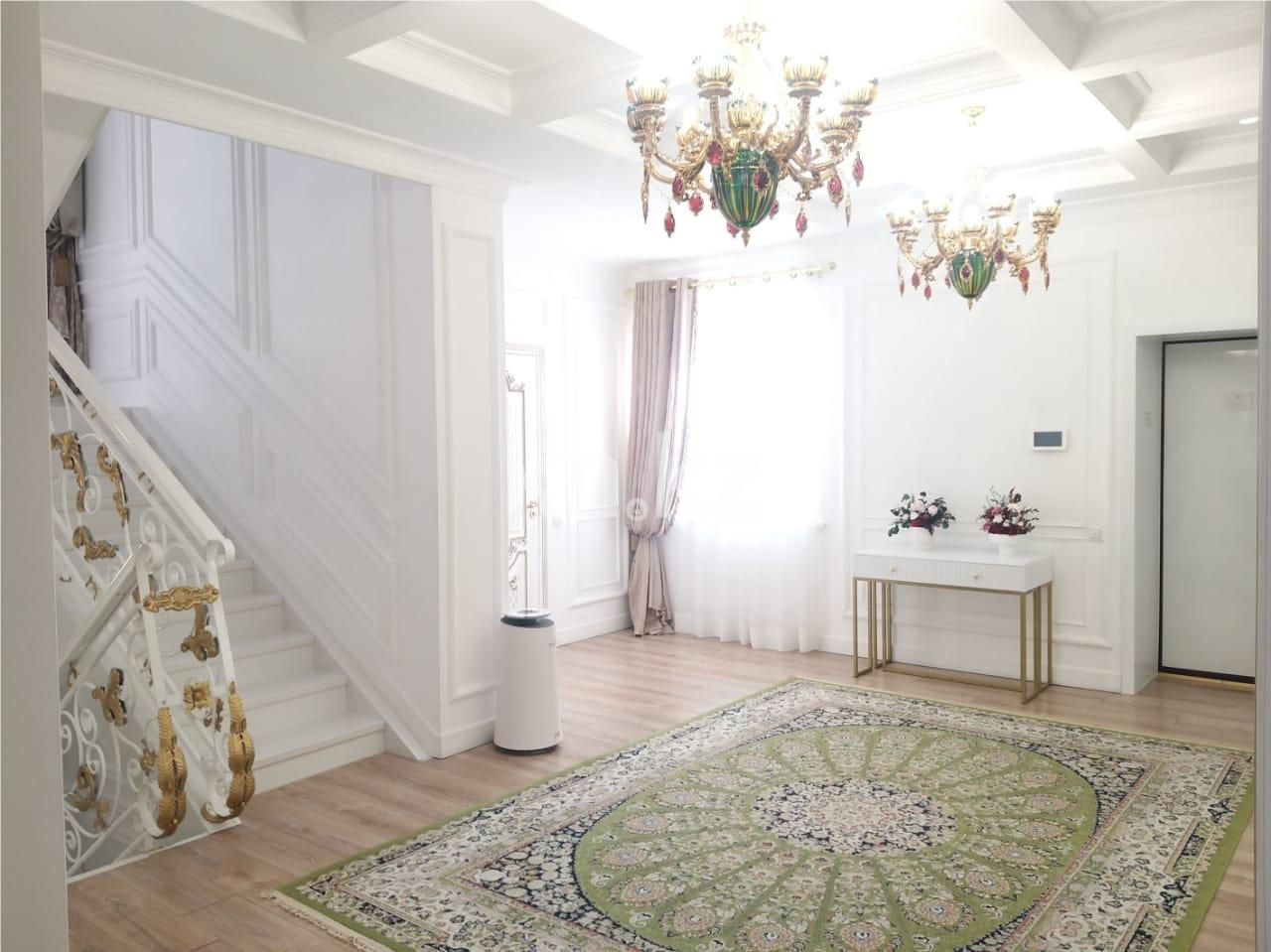 Продажа 5-комнатного дома, 520 м², ул. Муканова - Продажа домов и коттеджей в Караганде фото 47 из 51