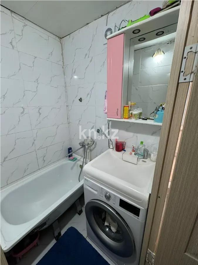 Продажа 3-комнатной квартиры, 48 м², ул. Орлова, дом  105 в Караганде - фото 5