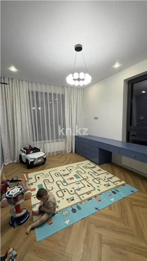 Продажа 4-комнатной квартиры, 148.69 м², ул. Туркестан, дом  16/3 в Астане - фото 5
