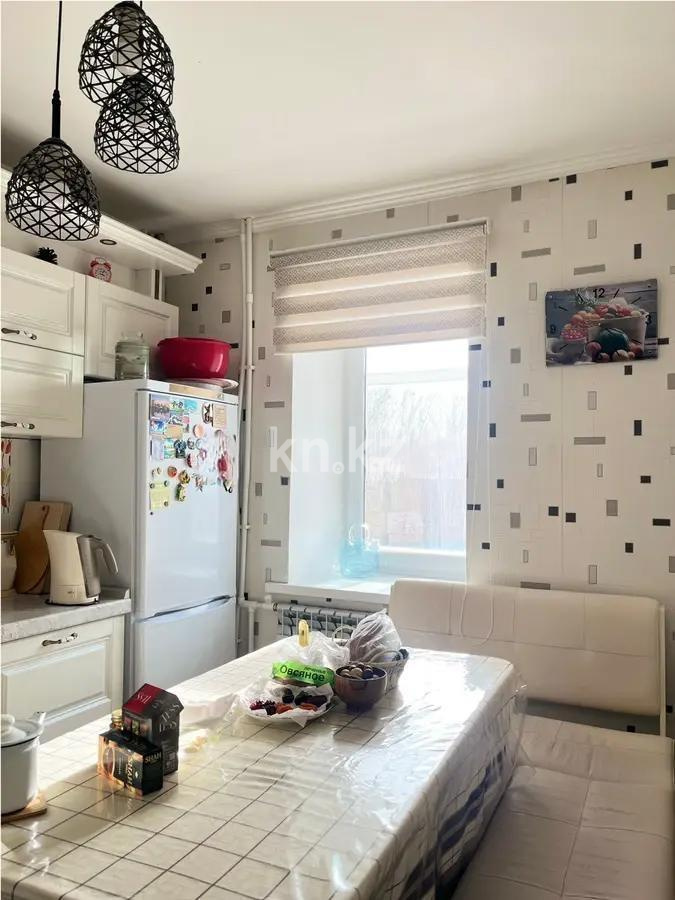 Продажа 4-комнатной квартиры, 74 м², мкр-н Мамраева (Восток-5), дом  20 - Продажа  четырехкомнатных квартир в Караганде фото 5 из 6