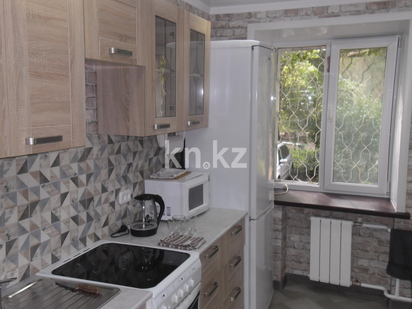 Аренда 1-комнатной квартиры посуточно, 45 м², ул. Набережная Славского, дом  50 в Усть-Каменогорске - фото 16