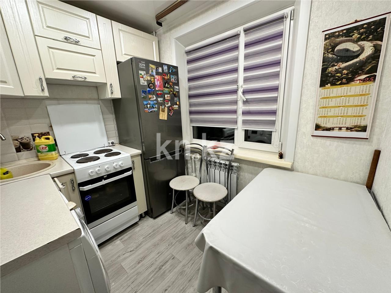 Продажа 3-комнатной квартиры, 58 м², мкр-н 12 - Продажа  трехкомнатных квартир в Караганде с фото фото 9 из 14