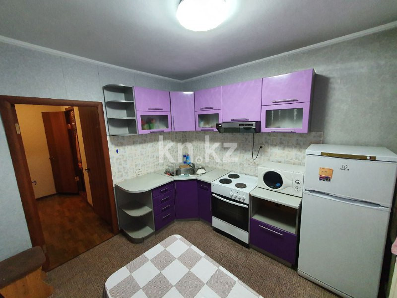 Аренда 2-комнатной квартиры, 54 м², Гульдер-1 мкр-н, дом  15 - Аренда квартиры помесячно в Караганде фото 1 из 15