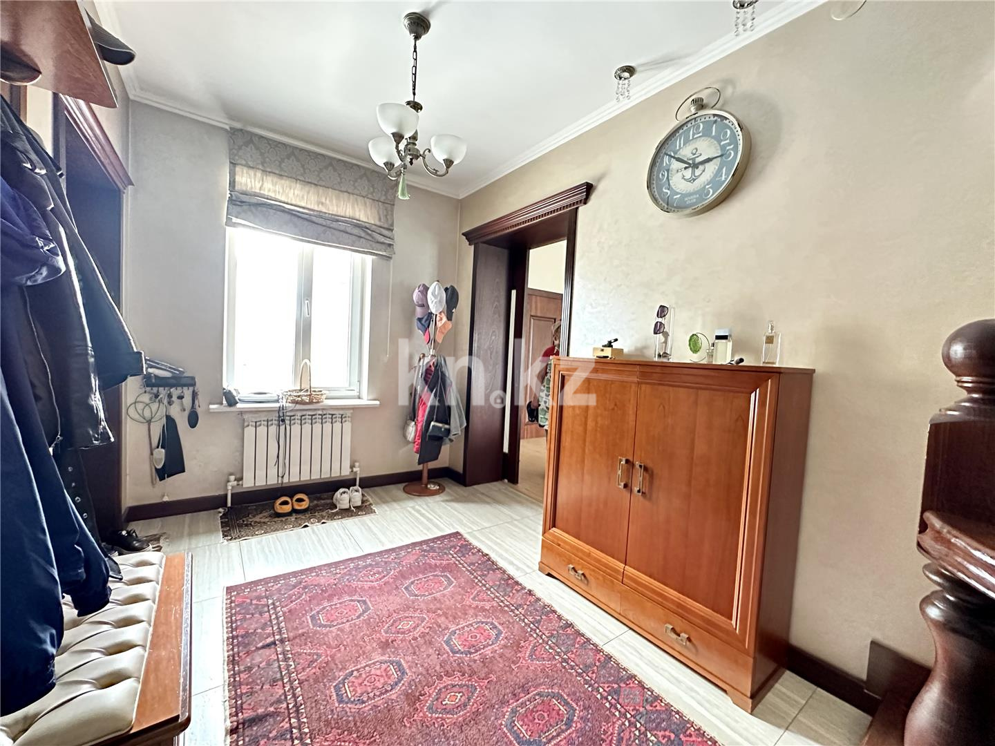 Продажа 6-комнатного дома, 400.7 м², ул. Жанибекова - Продажа домов, коттеджей в Караганде фото 42 из 52