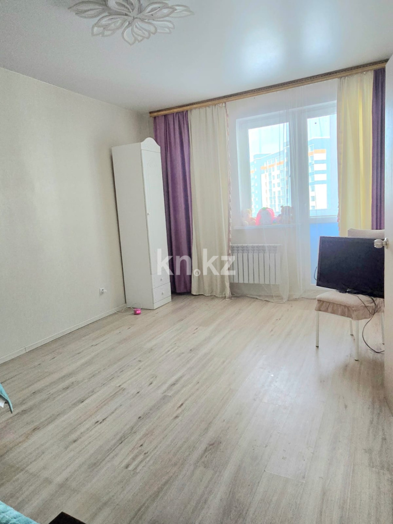 Продажа 2-комнатной квартиры, 69.1 м² - Продажа жилой и коммерческой недвижимости в Усть-Каменогорске фото 3 из 13