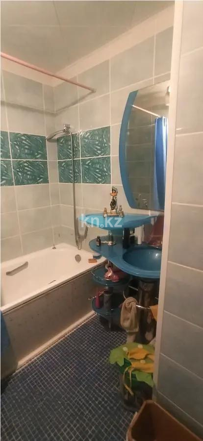 Продажа 1-комнатной квартиры, 40 м², мкр. Степной-4, дом  2 в Караганде - фото 5