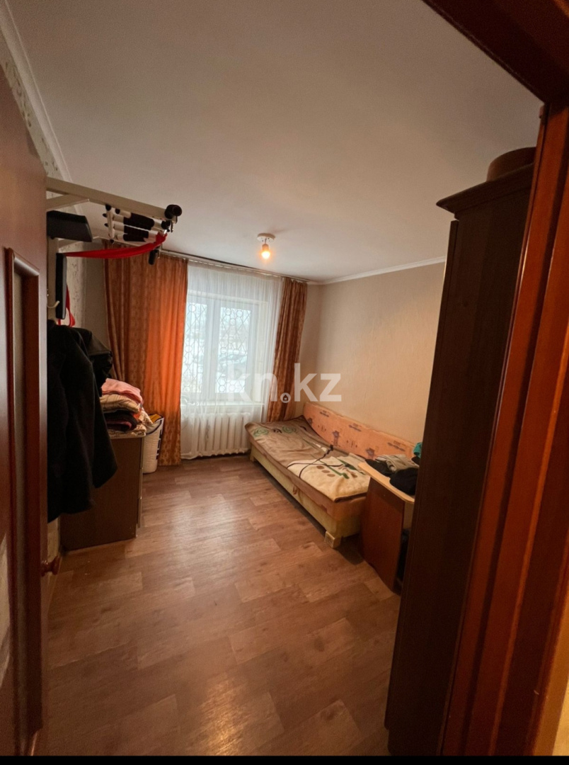 Продажа 2-комнатной квартиры, 42 м², мкр-н Восток-3, дом  15 - Продажа квартир в Караганде фото 1 из 4
