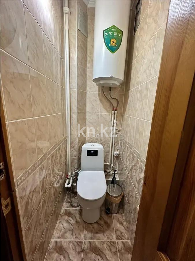 Продажа 3-комнатной квартиры, 67 м², пр. Шахтеров, дом  9 в Караганде - фото 5