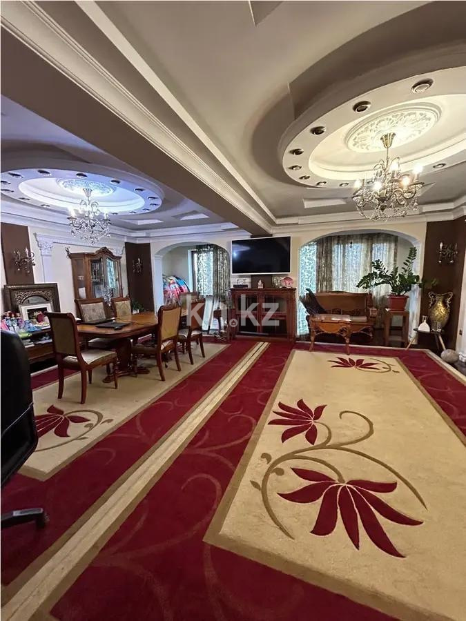Продажа 3-комнатной квартиры, 140 м², ул. Навои, дом  52 - Продажа  двухкомнатных, трехкомнатных квартир в Алматы фото 1 из 5