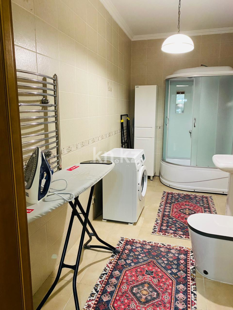 Аренда 3-комнатной квартиры, 140 м², ул. Мендикулова, дом  22 - Аренда  трехкомнатных квартир помесячно в Алматы с фото фото 24 из 28