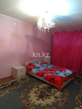 Аренда 1-комнатной квартиры, 31 м², ул. Аманжолова, дом  49/1 - Аренда квартир помесячно в Уральске фото 1 из 7