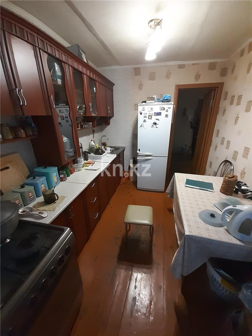 Продажа 3-комнатной квартиры, 61 м², ул. Крылова, дом  38 в Караганде - фото 7