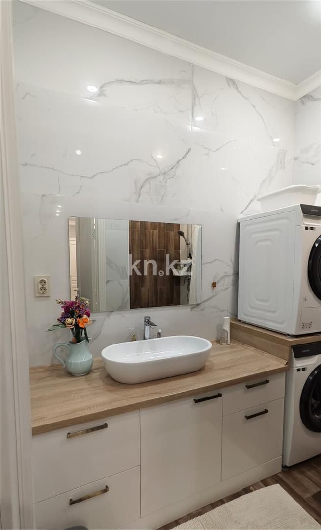 Продажа 2-комнатной квартиры, 64.4 м², ул. Аманжолова в Астане - фото 12