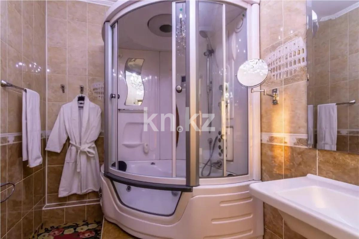 Продажа 2-комнатной квартиры, 89.3 м², пр. Аль-Фараби, дом  7/5а в Алматы - фото 4
