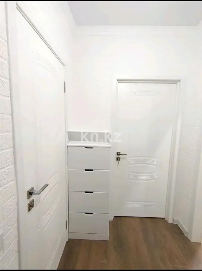 Продажа 1-комнатной квартиры, 37.4 м², пр. Кошкарбаева, дом  27 - Продажа квартир в Казахстане фото 4 из 4