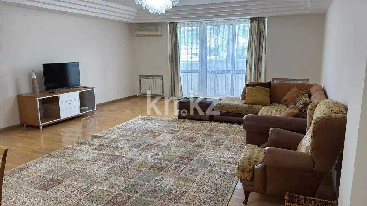 Продажа 4-комнатной квартиры, 190 м², мкр-н Самал-3, дом  21 в Алматы