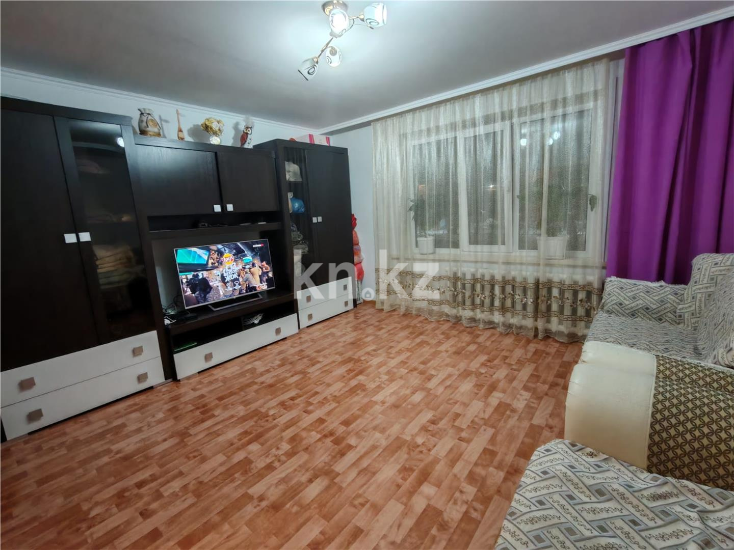 Продажа 1-комнатной квартиры, 41 м², мкр-н Гульдер-1 - Продажа однокомнатных квартир в Караганде на Юго-Востоке фото 1 из 11