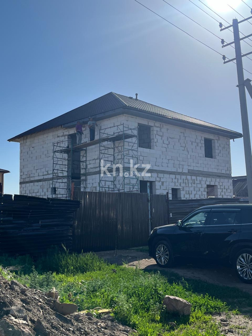 Продажа 10-комнатного дома, 392 м² - Продажа пятикомнатных и более домов, коттеджей в Астане фото 3 из 5
