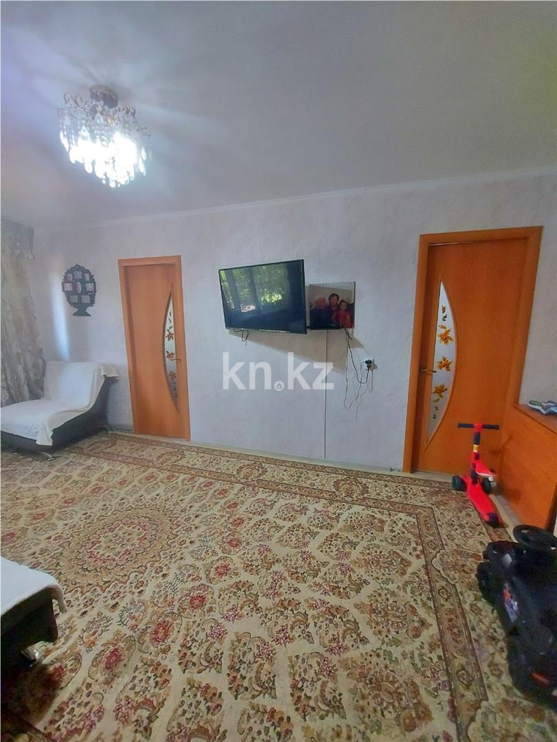 Продажа 2-комнатной квартиры, 44 м², мкр-н 12, дом  22 - Продажа квартир в Караганде фото 2 из 9