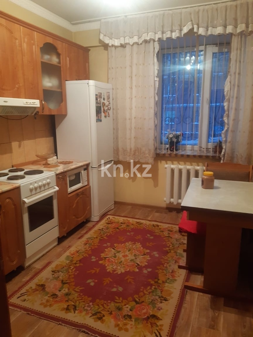 Аренда 3-комнатной квартиры, 80 м² в Астане