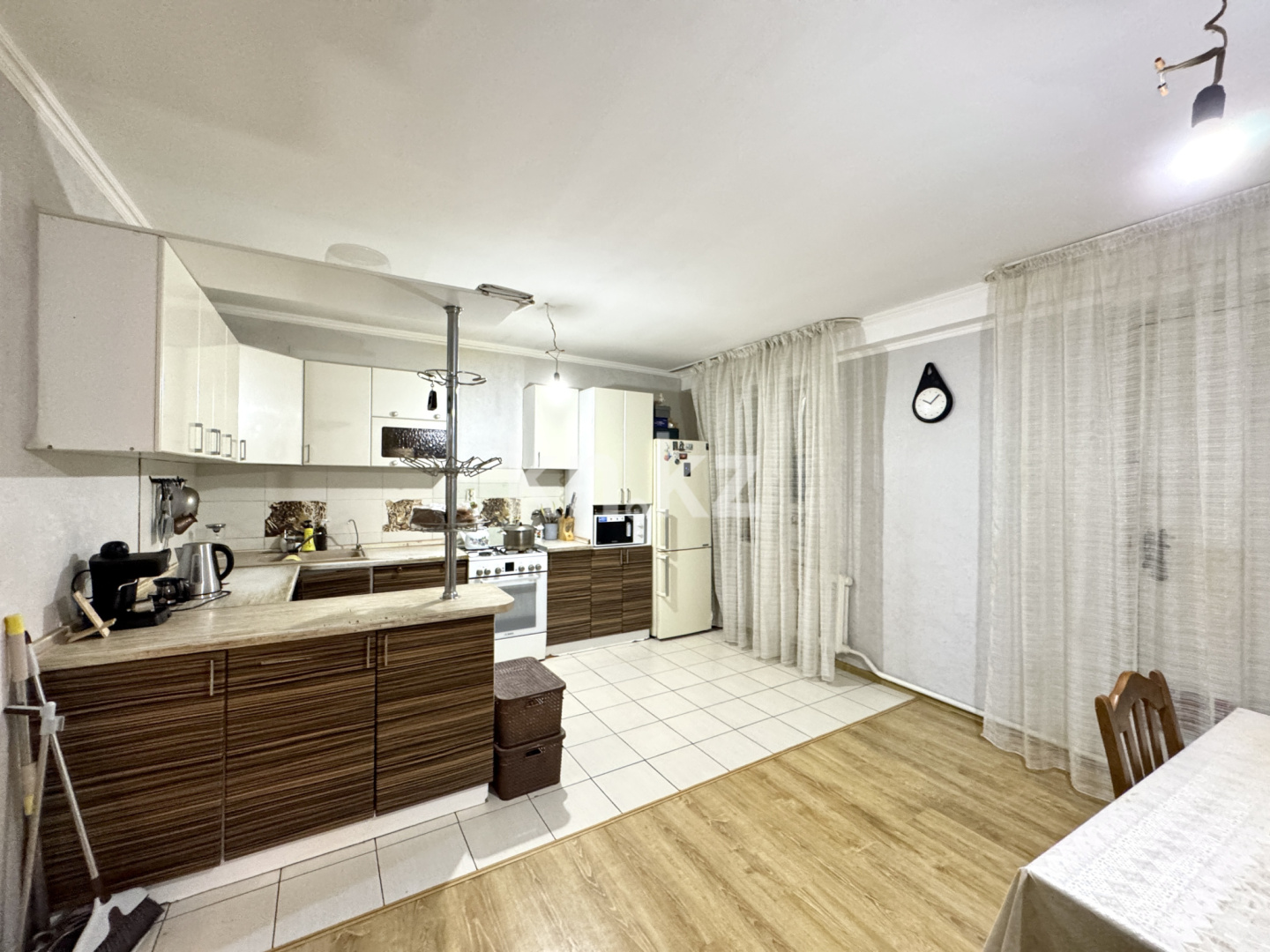 Продажа 7-комнатного дома, 353 м² - Продажа домов, коттеджей в Астане фото 9 из 20