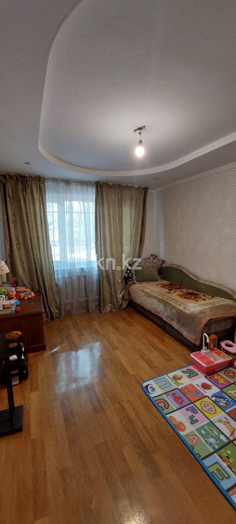 Продажа 3-комнатной квартиры, 60 м², ул. Сатыбалдина, дом  1 - Продажа  трехкомнатных квартир в Караганде фото 3 из 7