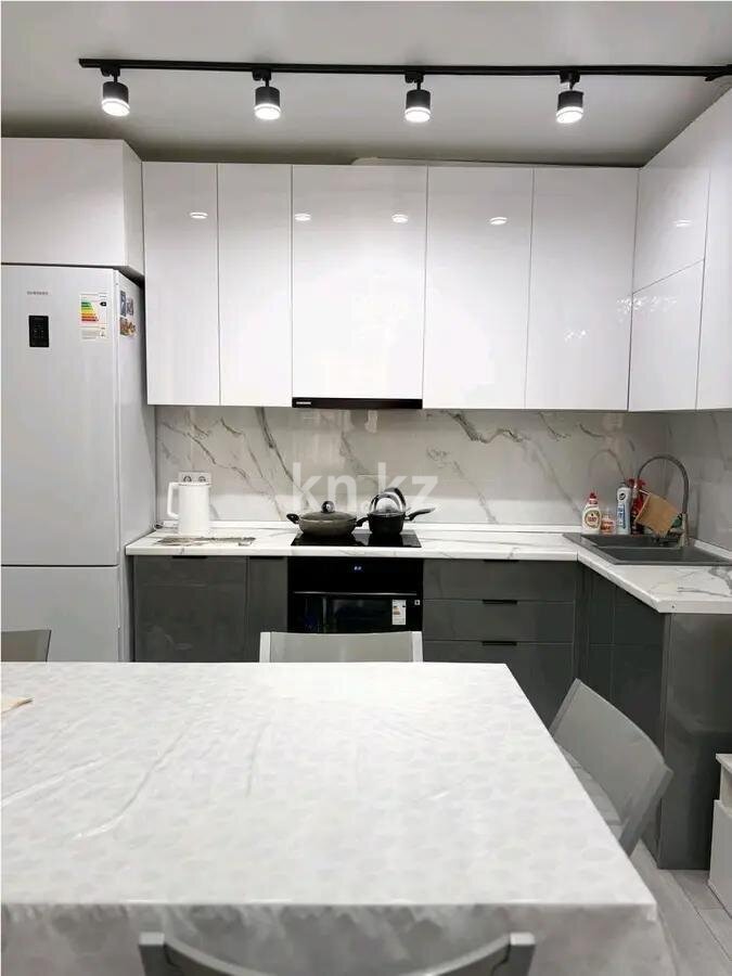 Продажа 3-комнатной квартиры, 69 м² в Алматы - фото 4