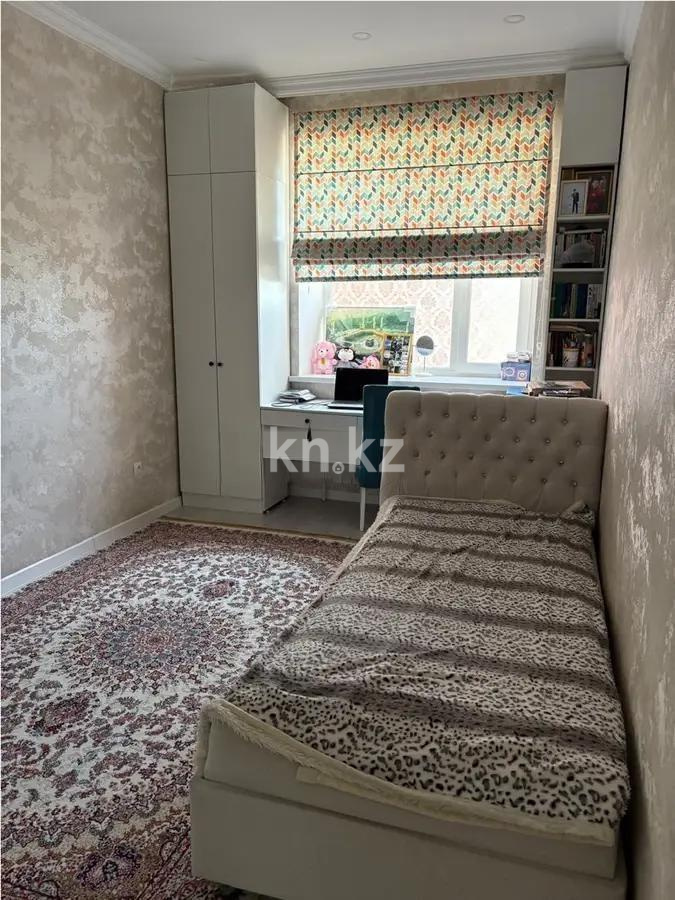 Продажа 4-комнатной квартиры, 114 м² - Продажа четырехкомнатных квартир в кирпичном доме в Караганде фото 4 из 7