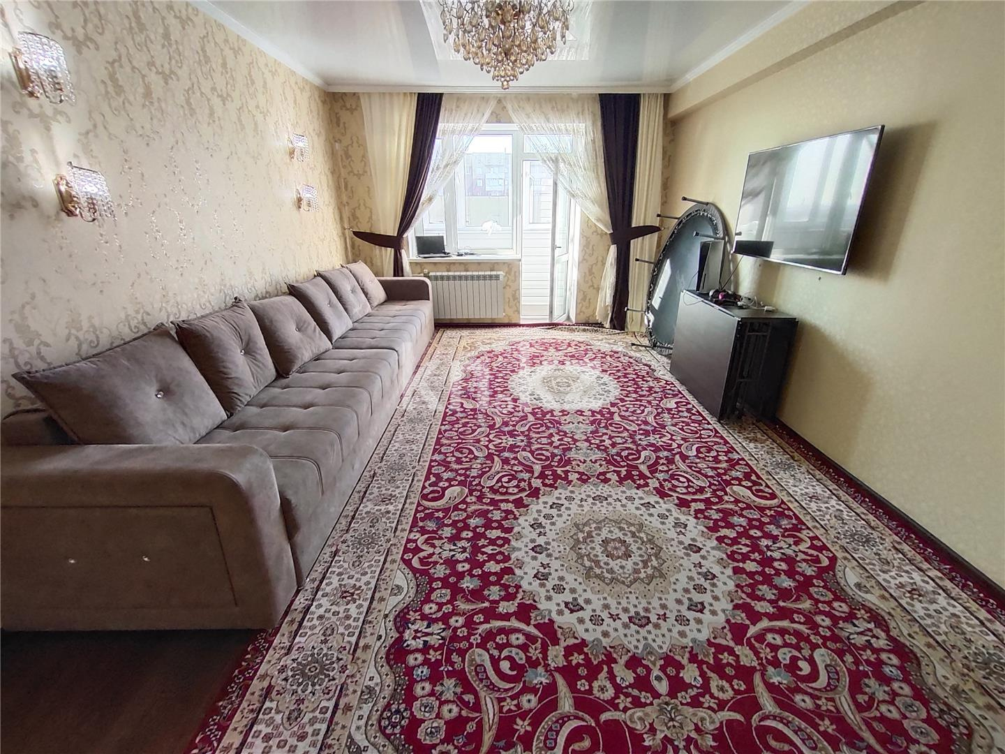 Продажа 3-комнатной квартиры, 148 м², мкр-н Голубые Пруды в Караганде - фото 2