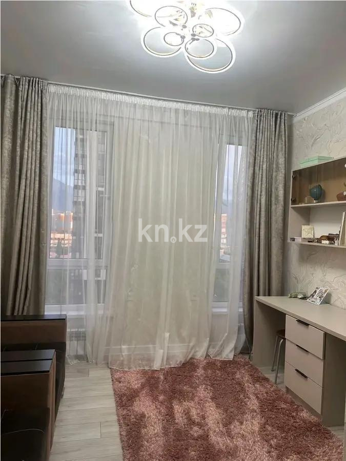 Продажа 3-комнатной квартиры, 80 м², пр. Абая, дом  164 в Алматы - фото 3