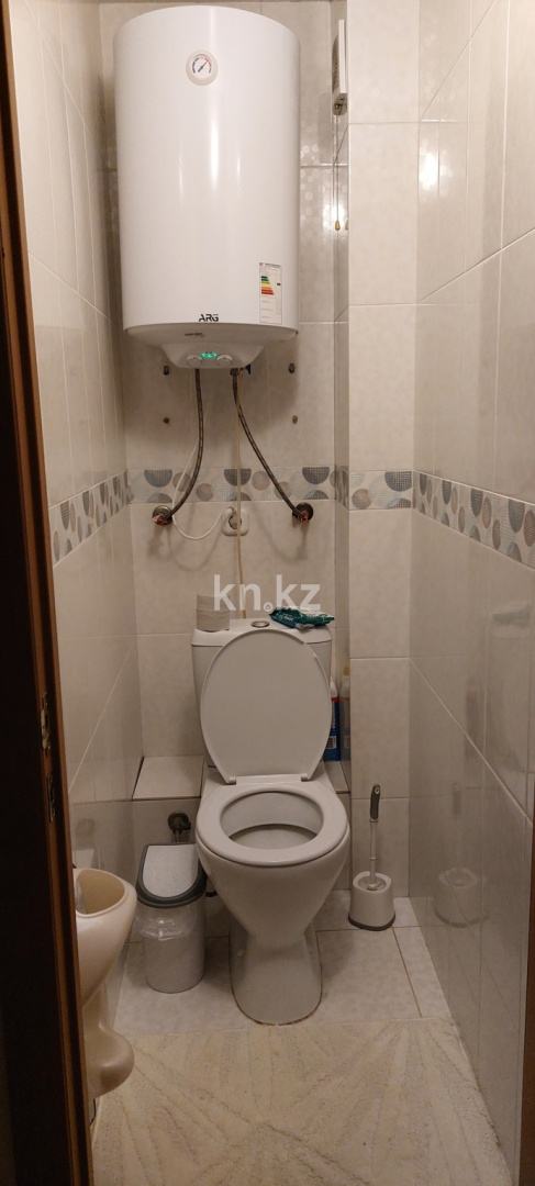 Продажа 3-комнатной квартиры, 59.2 м² - Продажа квартир в районе Михайловка в Караганде фото 13 из 22