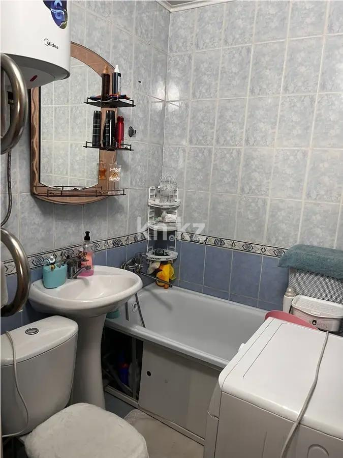 Продажа 2-комнатной квартиры, 44 м², мкр-н 12, дом  24 в Караганде - фото 4