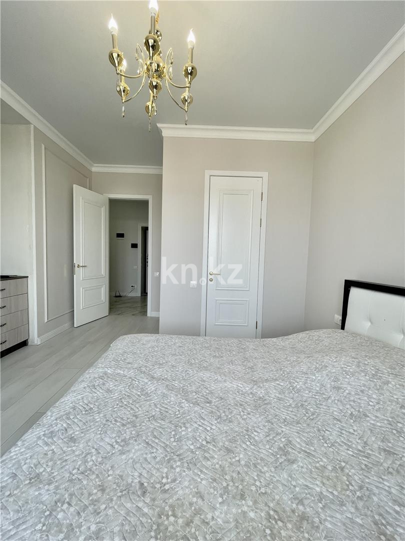 Продажа 3-комнатной квартиры, 75 м², ул. Муканова, дом  1/9 в Караганде - фото 14