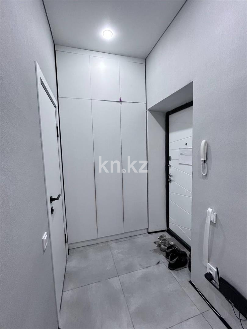 Продажа 2-комнатной квартиры, 40 м², 137 учетный квартал, дом  349 в Караганде - фото 16