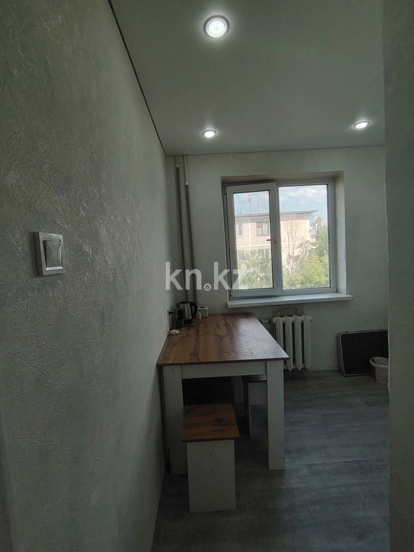 Аренда 1-комнатной квартиры, 32 м², ул. Абая, дом  60 - Аренда квартир посуточно в Темиртау фото 1 из 5